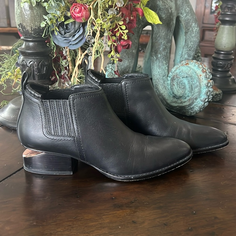 Alexander Wang Kori ankle boot with rose gold hardware 37